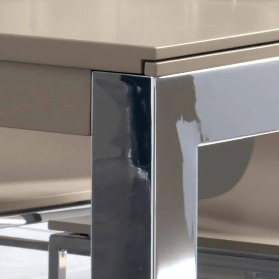 Rozkládací stůl s topánkem z ořechového dřeva Tanganika a kovovými nohami - Ketla Viadurini