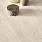 Rozkládací stůl z porcelánu a kameniny s lakovanou kovovou podnoží - Arko Viadurini