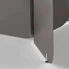 Stůl s tvarovanou skleněnou deskou a zakřivenou kovovou základnou - Piacere Viadurini