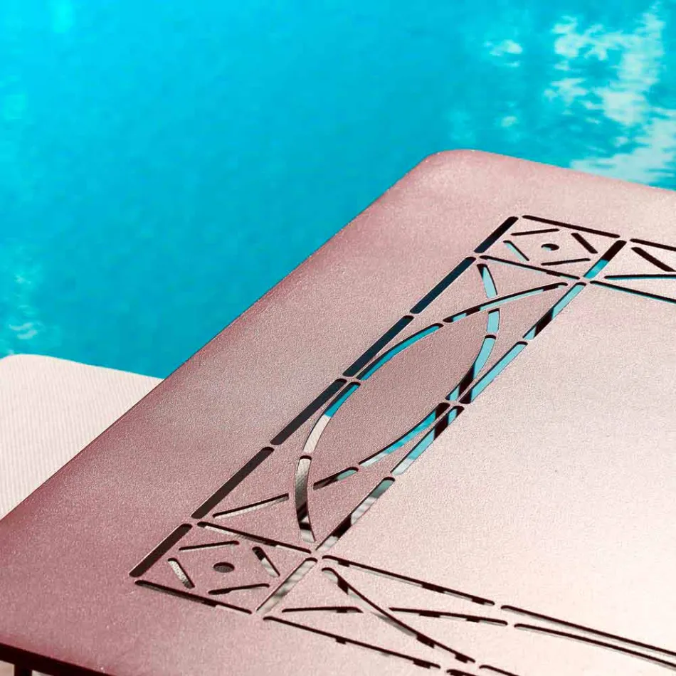 Řemeslný venkovní stůl z lakovaného železa vyrobený v Itálii - Zagato Viadurini