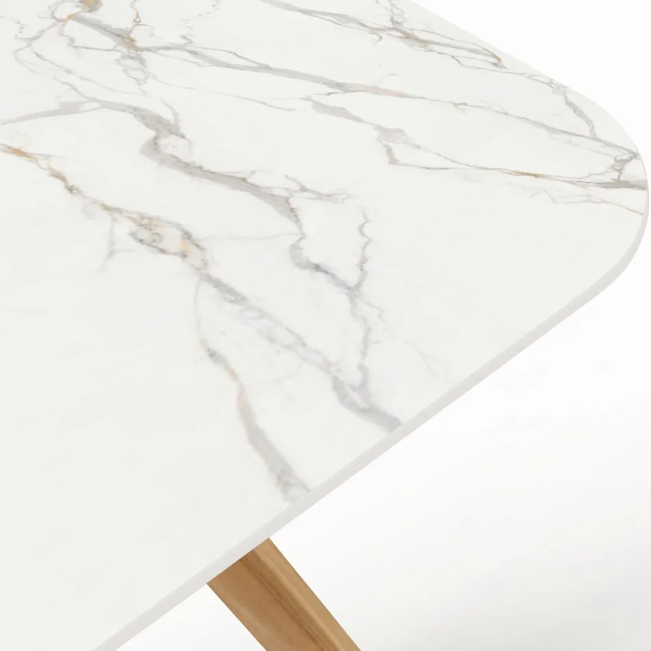 Venkovní stůl s dřevěnou základnou a keramickou deskou Calacatta Oro - Infinity Viadurini