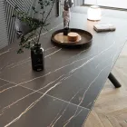 Rozkládací jídelní stůl (200/230 cm) ze sklokeramiky a kovu - Naisha Viadurini