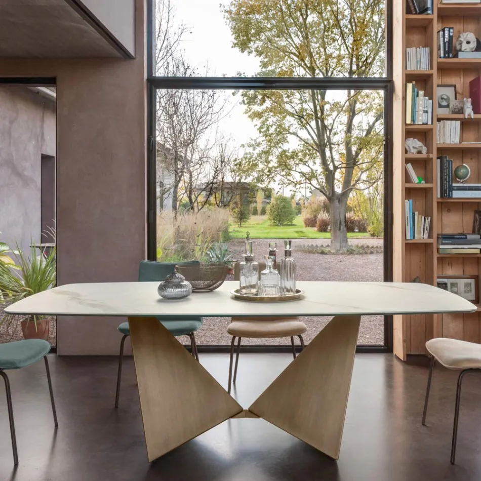 Jídelní stůl z 3mm keramické a kovové základny Made in Italy - Pivoňka Viadurini