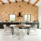 Jídelní stůl z recyklovaného tropického dřeva a kovové nohy – skluzavka Viadurini