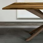 Stůl do obývacího pokoje s dubovou deskou a barevnou epoxidovou pryskyřicí - Miklas Viadurini