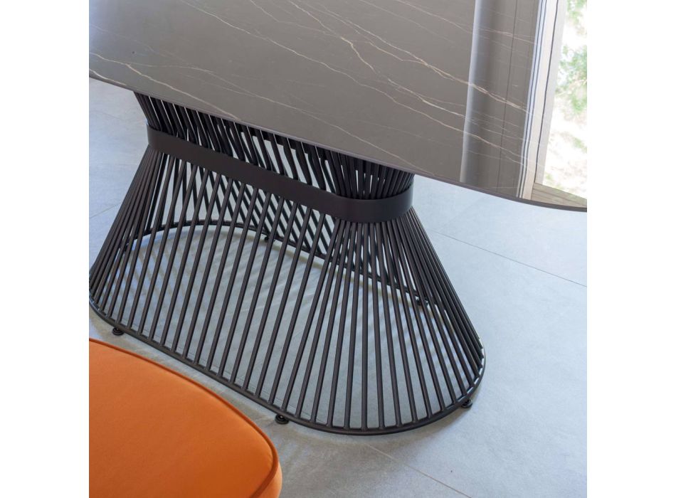 Eliptický jídelní stůl z leštěné keramiky a oceli - Ravi Viadurini
