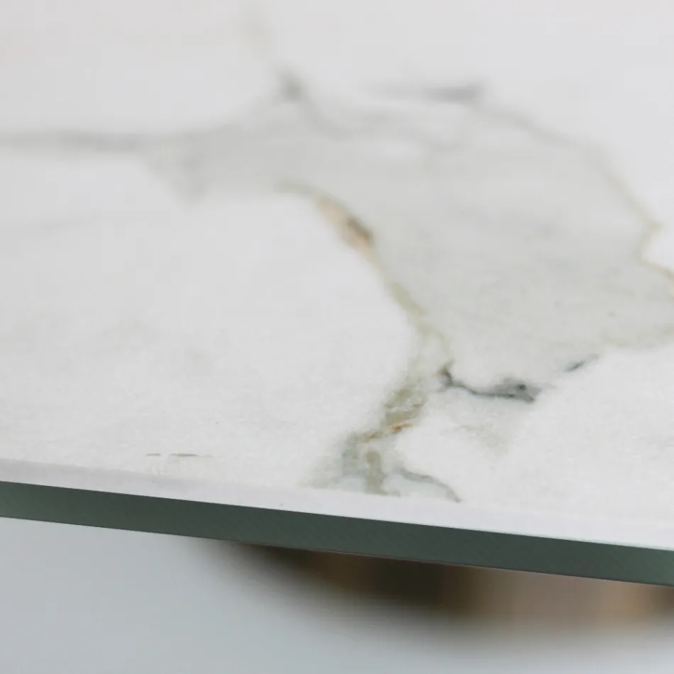 Pevný stůl s ocelovou základnou a keramickou deskou Made in Italy - Kalhoty Viadurini