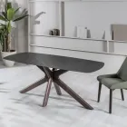 Pevný stůl s keramickou deskou a podnoží z masivního ořechového dřeva – oranžová Viadurini