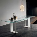 Deska stolu z extra čirého skla a kovových nohou, vyrobená v Itálii Kvalita - Speck