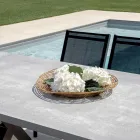 Obdélníkový zahradní stůl z hliníku a šedé pryskyřice - Nuvia Viadurini