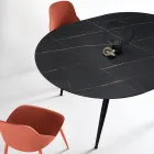 Kulatý šestimístný stůl s MDF deskou a kovovou podnoží - Croma Viadurini