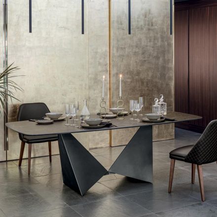 Jídelní deska stolu z matné keramiky a kovových nohou - Monacco Viadurini