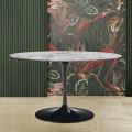 Eero Saarinen Tulip Table H 74 s oválnou deskou z mramoru Arabescato Made in Italy - Scarlet
