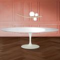 Eero Saarinen Tulip stůl H 74 Oval v tekutém laminátu Vyrobeno v Itálii - Scarlet