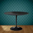 Eero Saarinen Tulip stolek H 74 kulatý v keramice Somnia vyrobený v Itálii - Scarlet Viadurini