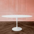 Eero Saarinen Tulip Table H 74 Oval Extendable v bílém tekutém laminátu - Scarlet