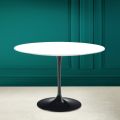 Kulatý stůl Tulip Saarinen H 73 v keramické absolutně bílé Made in Italy - Scarlet