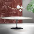 Saarinen Tulip Table H 74 cm v barvě Matt Florim Statuario Ceramica - Scarlet