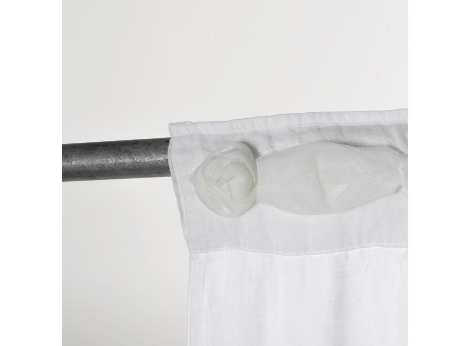 Záclona v bílém plátně s organzou a výšivkovým designem Shabby Made in Italy - Marpessa