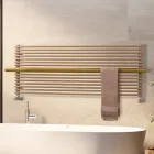 Béžový radiátor ze smíšené uhlíkové oceli vyrobený v Itálii - Solaris Viadurini