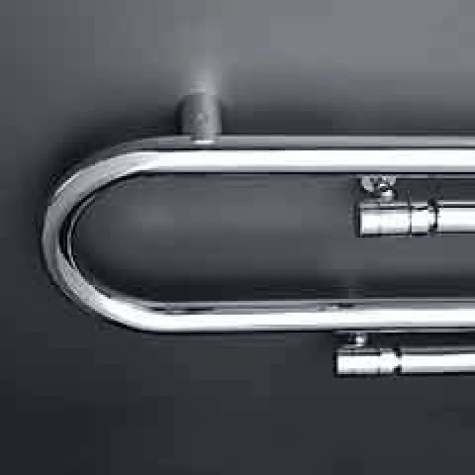 Termoarredo hydraulické konstrukce svorek s chromovou úpravou podle Scirocco H Viadurini