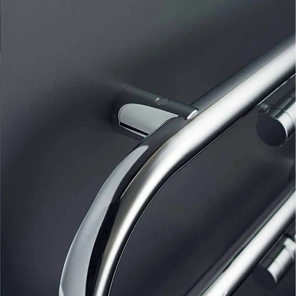 Termoarredo elektrické konstrukce sponek se chromový povrch Scirocco H Viadurini