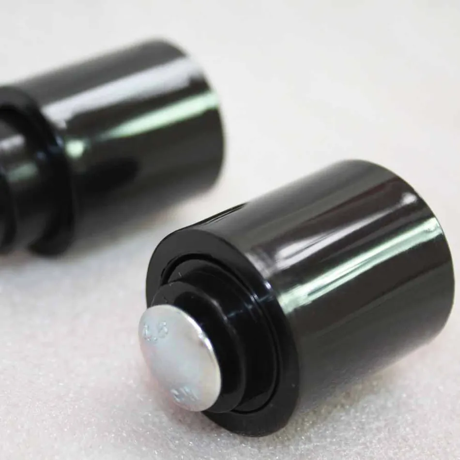 Elektrický tvrzený skleněný radiátor s povrchovou úpravou Jonny Viadurini