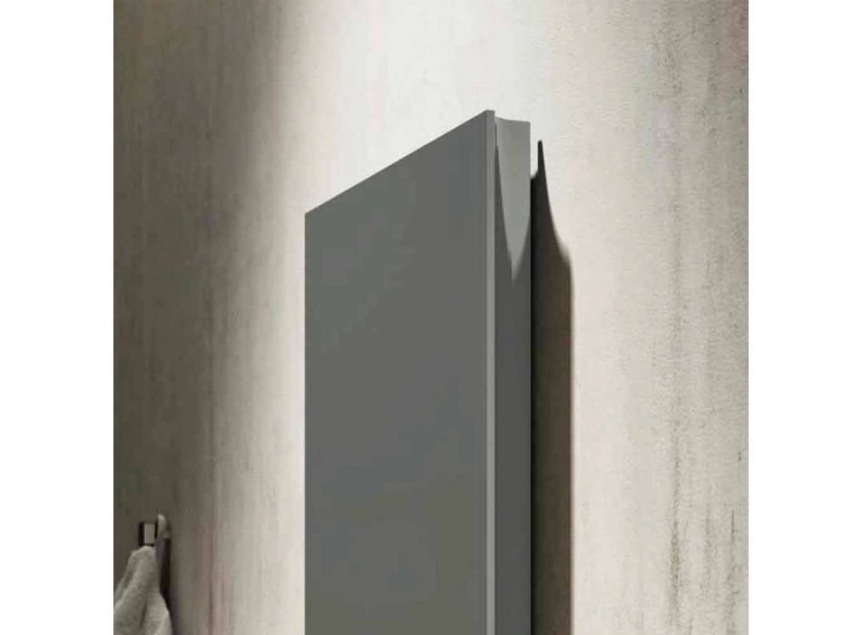 Hydraulický radiátor moderního designu vyráběný v Itálii Fidenza Viadurini