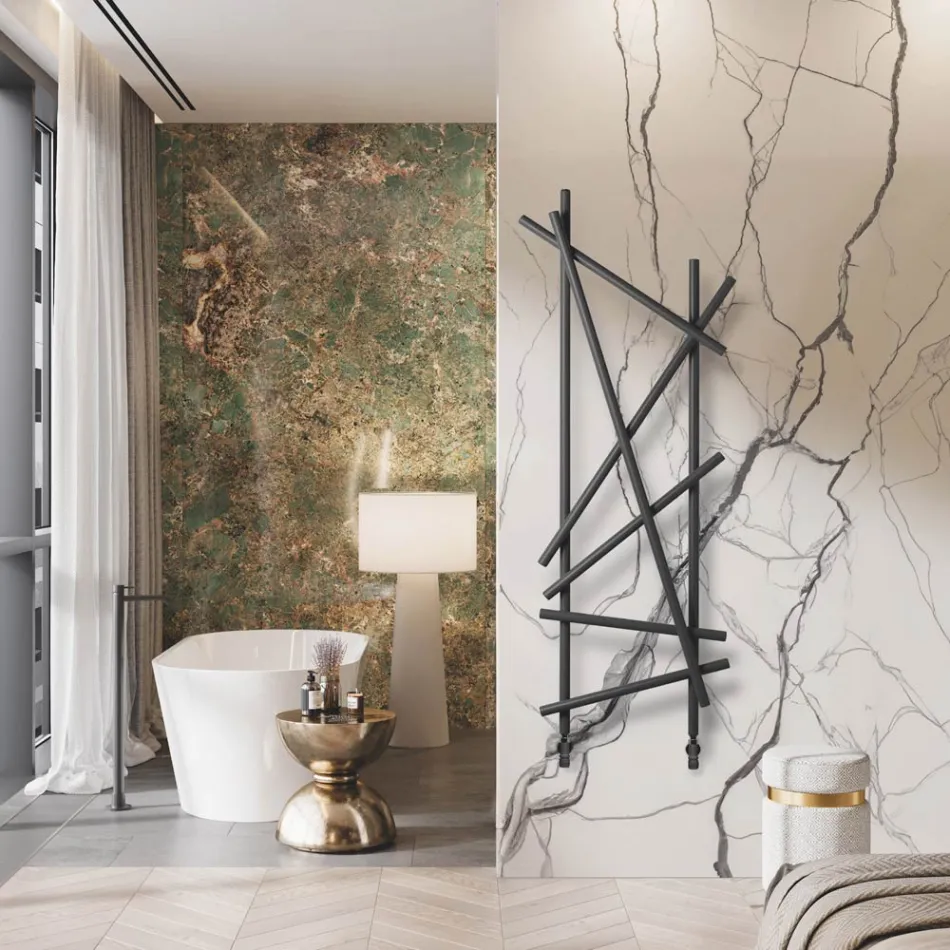 Ocelový hydraulický radiátor s trubkami s kulatým průřezem vyrobený v Itálii - náhodný Viadurini