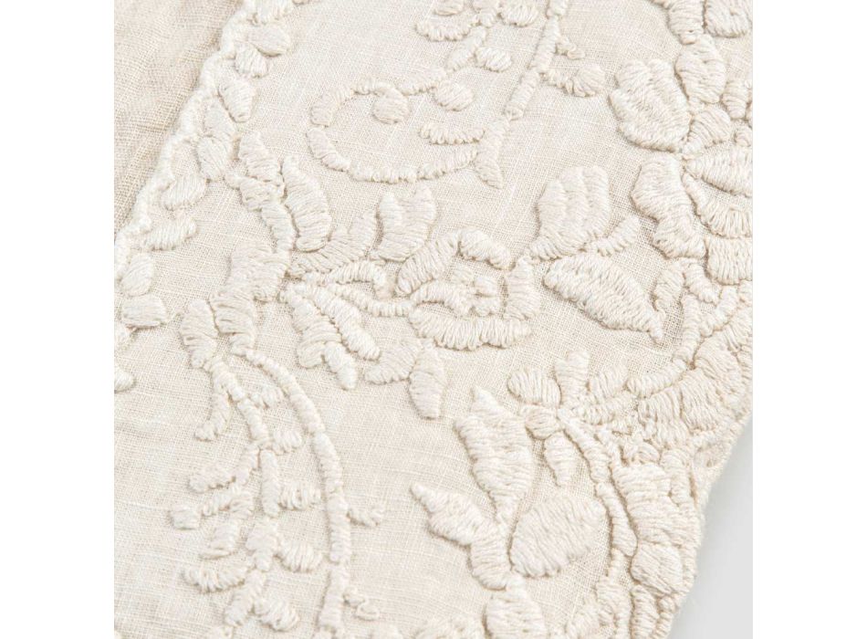 Béžový plátěný čtvercový ubrus s ručně vyrobenou luxusní výšivkou okvětních lístků - Vippel