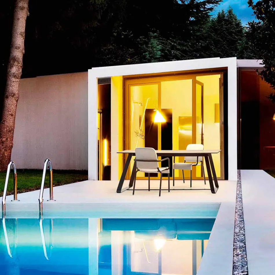 Varaschin Kolonaki Tabulka moderní zahrady v různých velikostech Viadurini