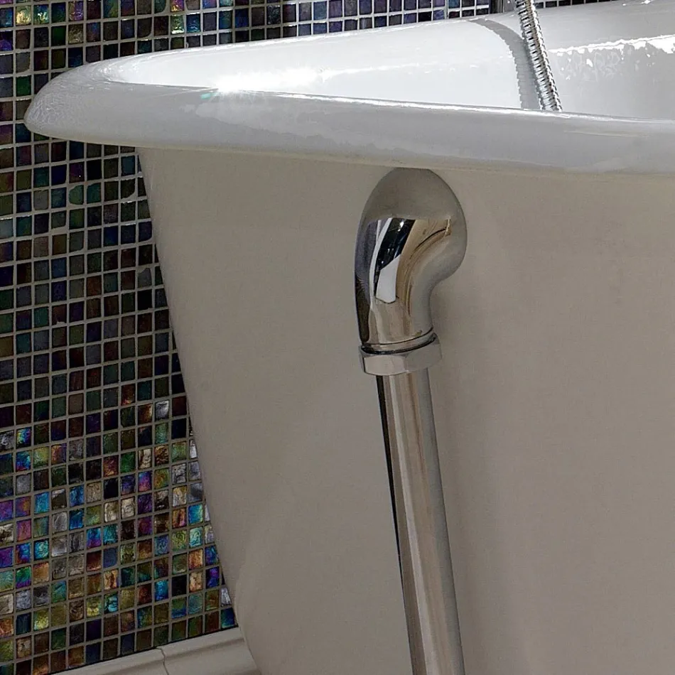 Vintage volně stojící designová vana v bílé litině, vyrobené v Itálii - Marwa Viadurini