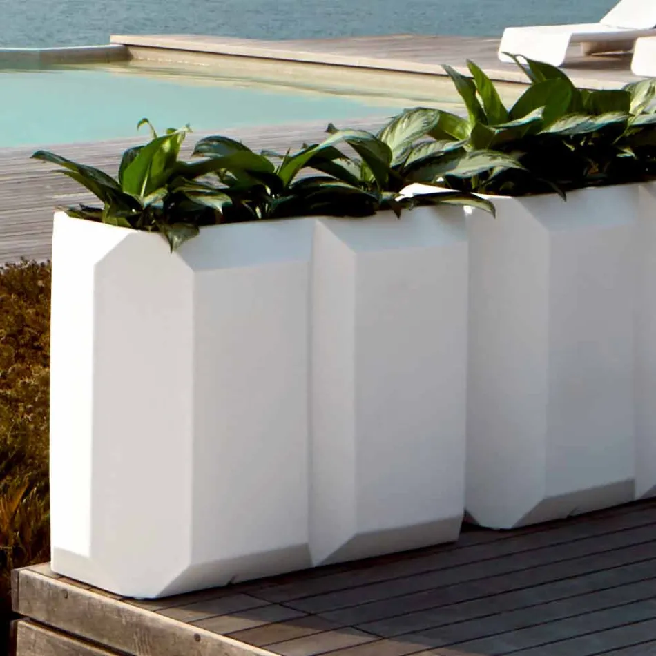 Bílá vnitřní nebo venkovní váza z plastu o 3 velikostech - Gem od Myyour Viadurini