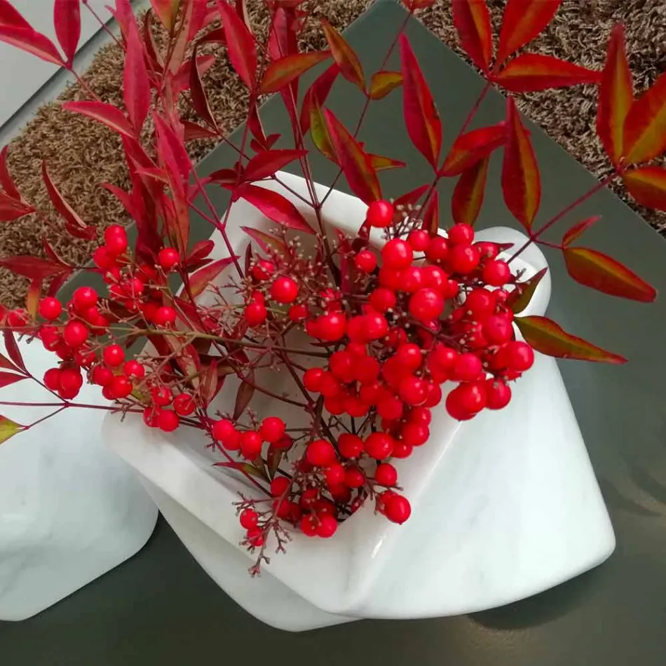 Dekorativní designová váza v Bardiglio nebo Carrara mramoru vyrobená v Itálii - Prisma Viadurini