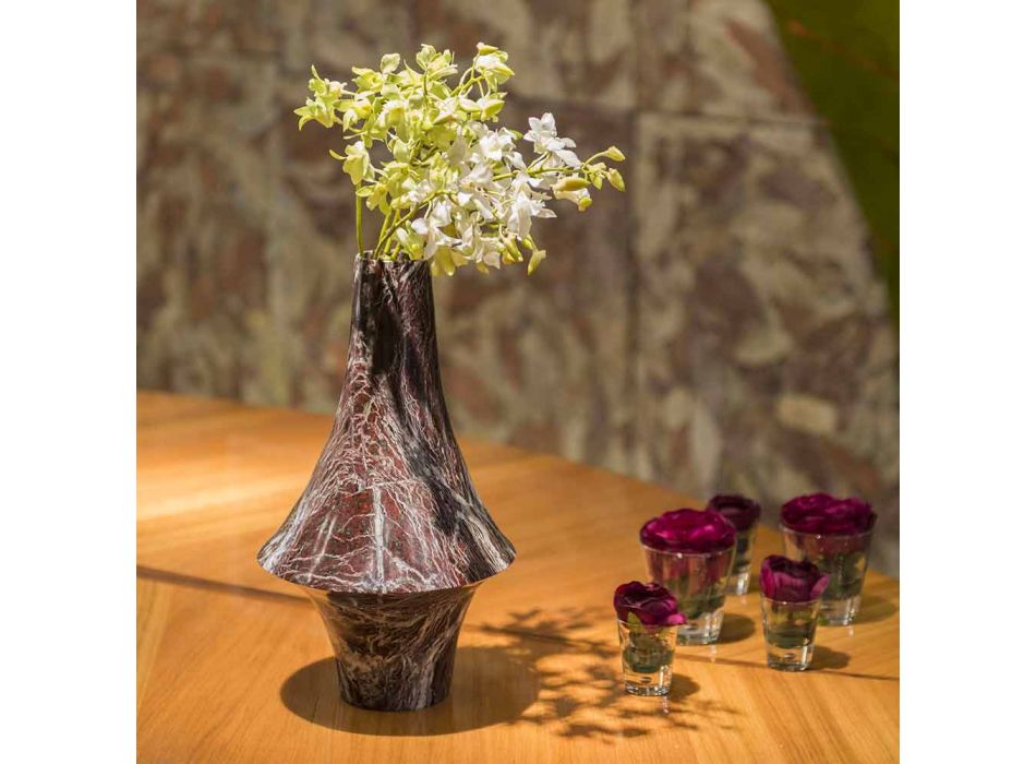 Dekorativní váza z červeného mramoru s bílými žilkami vyrobená v Itálii - originál Viadurini
