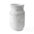 Dekor vázy v bílém carrarském mramoru a černém designu Marquinia - Calar