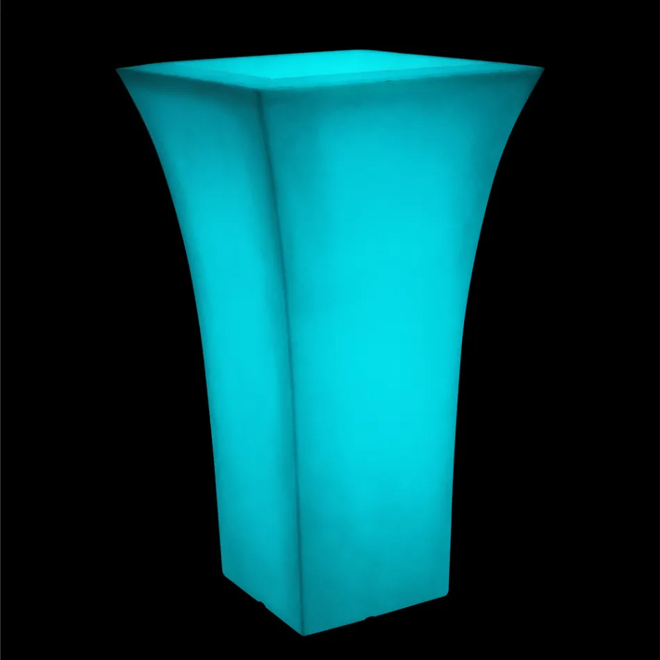 Zahradní květináč z barevného polyetylenu Made in Italy - Tremont Viadurini