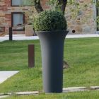 Kulatý zahradní květináč z polyetylenu Made in Italy - Tremont Viadurini