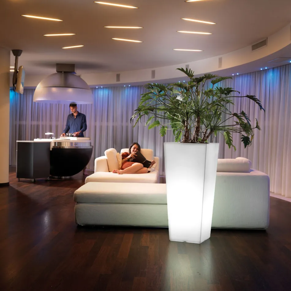 Vysoká vnitřní váza z bílého polyetylenu Made in Italy - Devid Viadurini