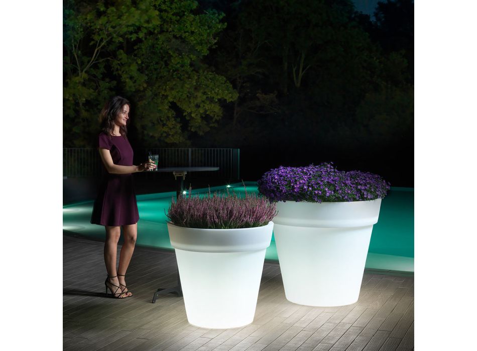 Světlá váza pro venkovní použití v bílém polyetylenu Made in Italy - Taralla Viadurini