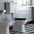 WC na podlahu s keramickou kazetou a vyrobené v Itálii Black Seat - Marwa