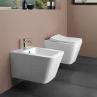Závěsná toaleta s keramickým sedátkem s tichým dovíráním v moderním designu - Giunco Viadurini